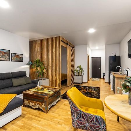 Ziedu Apartamentai Apartment Klaipėda Exterior foto